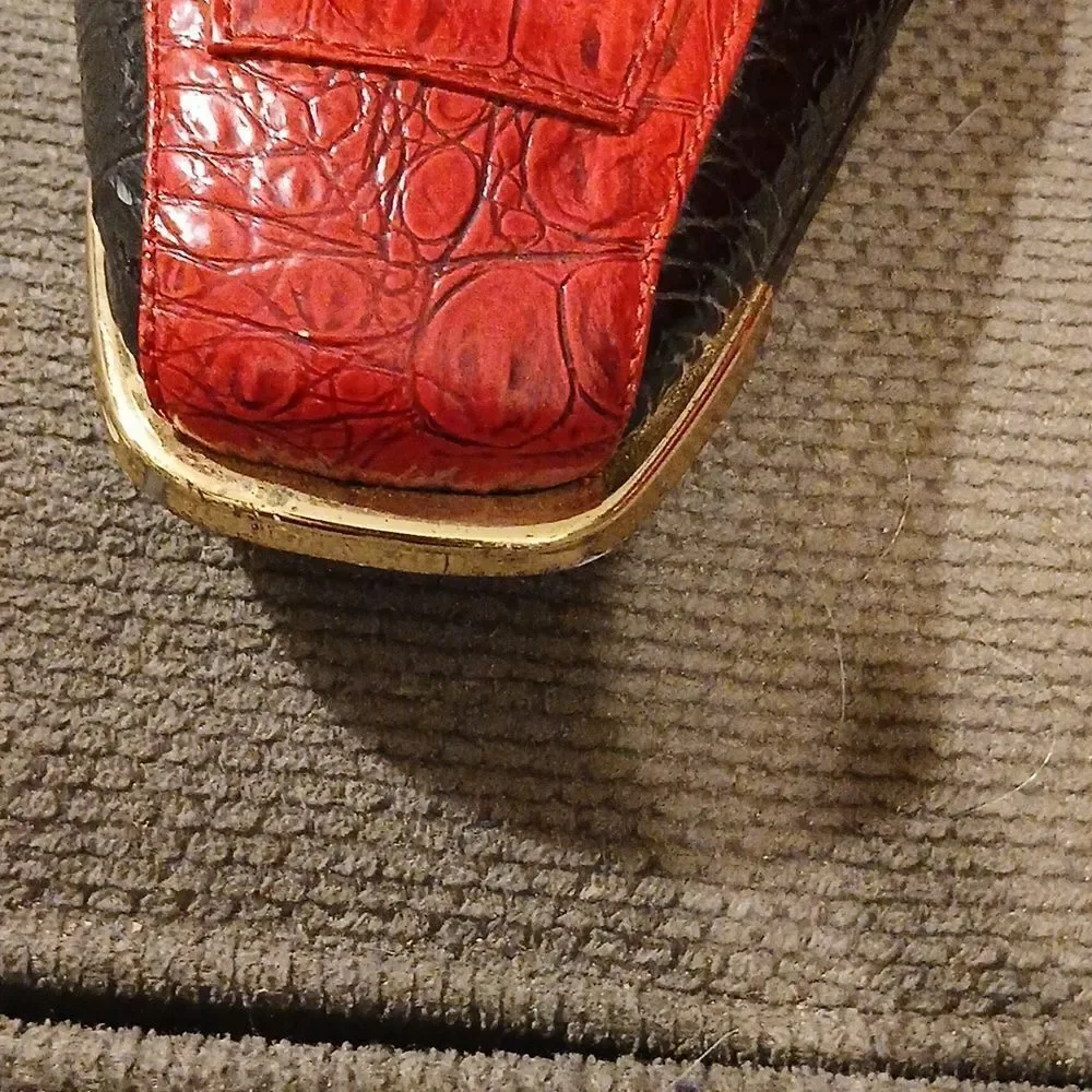 Men's Red & Black Faux Crocodile Pattern Shoes With Gold Tips & Heel Accent LL3